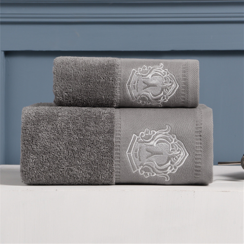Asciugamano sportivo con logo ricamo personalizzato morbido all'ingrosso 100% cotone